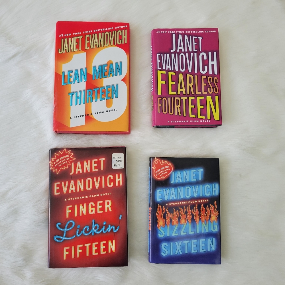 Janet Evanovich Stephanie Plum Hardcover Books - Picture 1 of 2
